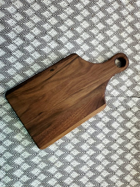 Walnut cutting boards with handle